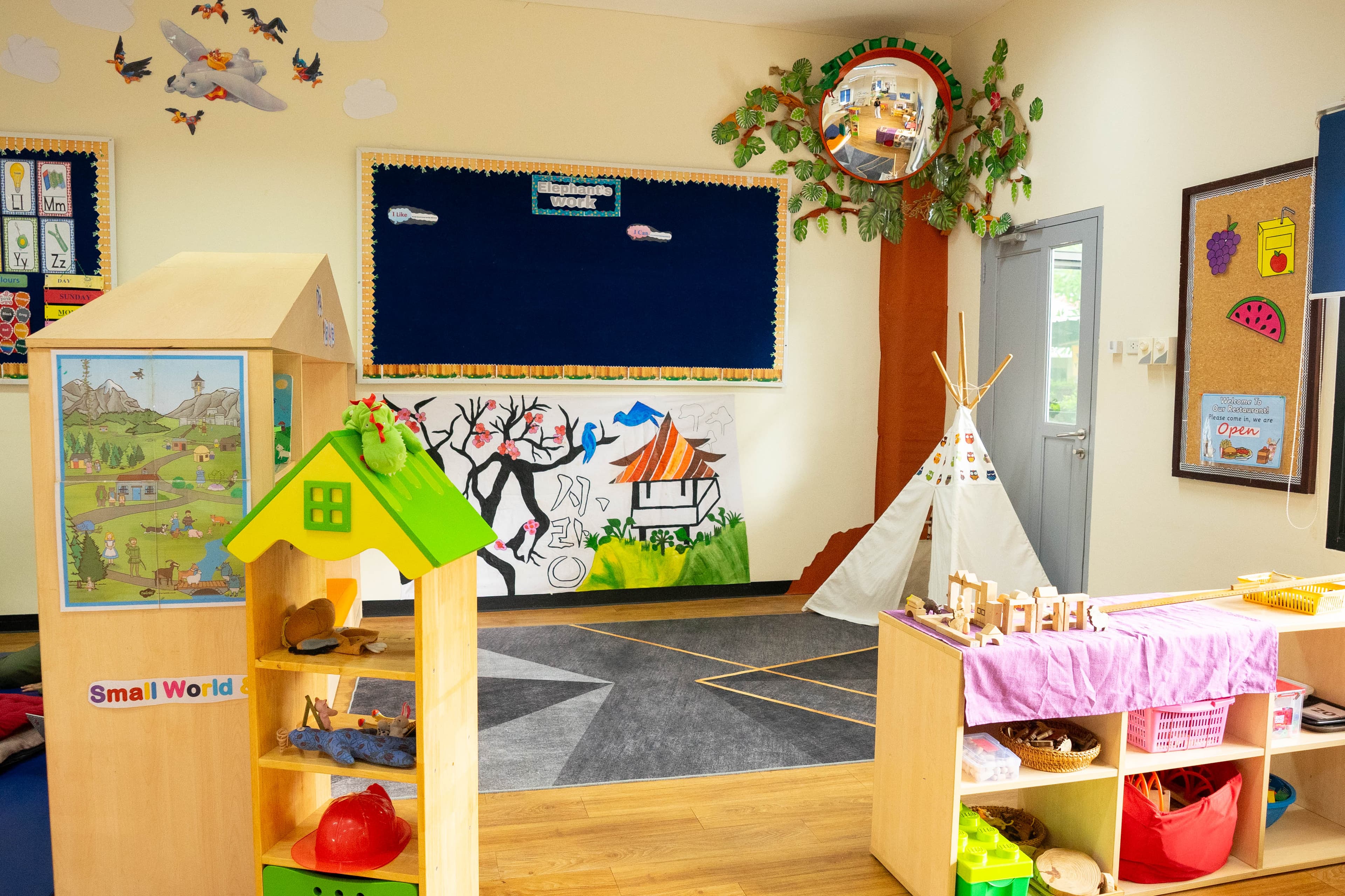 Classroom Play corner